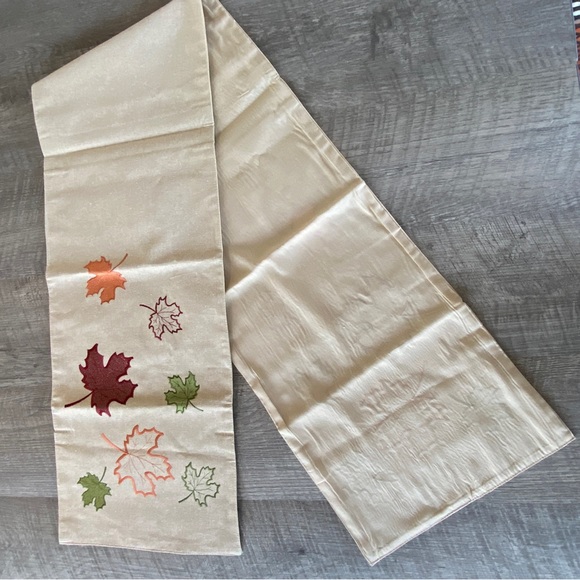 NWT Fall Table Runner 13” x 69” + Thanksgiving Kitchen Towel - Picture 7 of 12